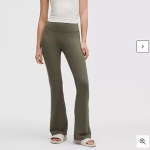 Groove Nulu High-Rise Flared Pant Regular 10